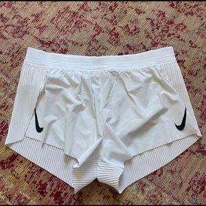 Nike Aeroswift Split shorts white